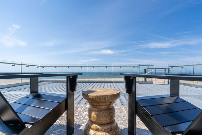 Rooftop Deck | Image 40