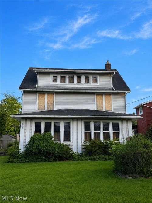 368 Sexton St, Struthers, OH, 44471-1139 | Card Image