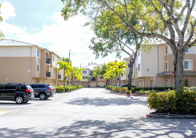 APT-1110 - 1100 Crestwood Ct S, Condo with 2 bedrooms, 2 bathrooms and null parking in Royal Palm Beach FL | Image 10