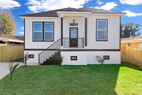 817 31st St, Kenner, LA, 70065-4358 | Card Image