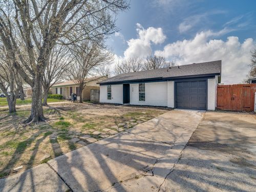 239 Redwood St, Mesquite, TX, 75181-3417 | Card Image