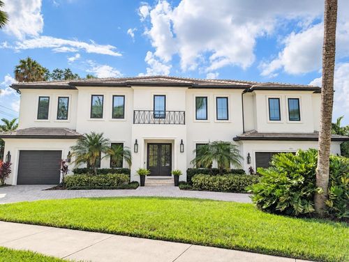 4511 W Swann Ave, Tampa, FL, 33609-3721 | Card Image