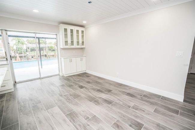 913 Spindle Palm Way, House other with 4 bedrooms, 2 bathrooms and null parking in APOLLO BEACH FL | Image 17