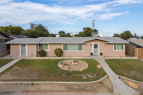 3305 Dwight St, Bakersfield, CA, 93306-1901 | Card Image