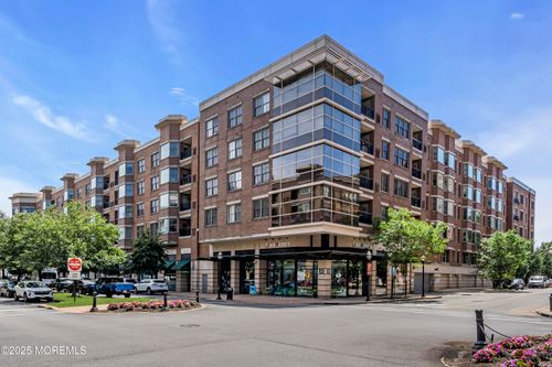 apt-212-22 Ave At Port Imperial, West New York, NJ, 07093-7802 | Card Image