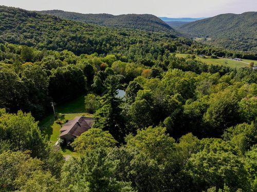 320 Shaker Hill Rd, Starksboro, VT, 05487-7226 | Card Image