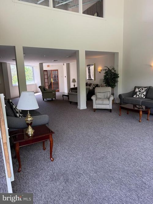 1e6-329-f-329 Shawmont Avenue, PHILADELPHIA, PA, 19128 | Card Image