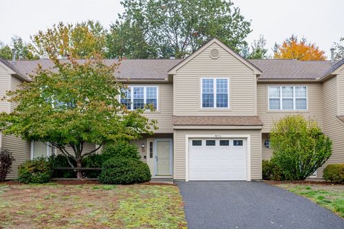 c-921 Ridgefield Cir, Clinton, MA, 01510 | Card Image