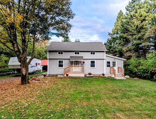 313 Crest Ln, Granville, MA, 01034-9783 | Card Image