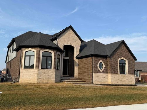 15973 Via Colico, Macomb, MI, 48042-1076 | Card Image