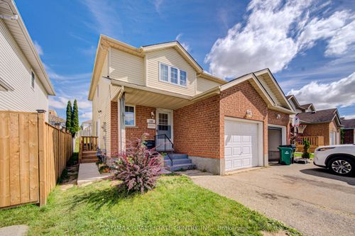 155 Highbrook St, Kitchener, ON, N2E3P5 | Card Image