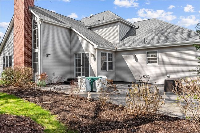 patio off the kitchen | Image 25