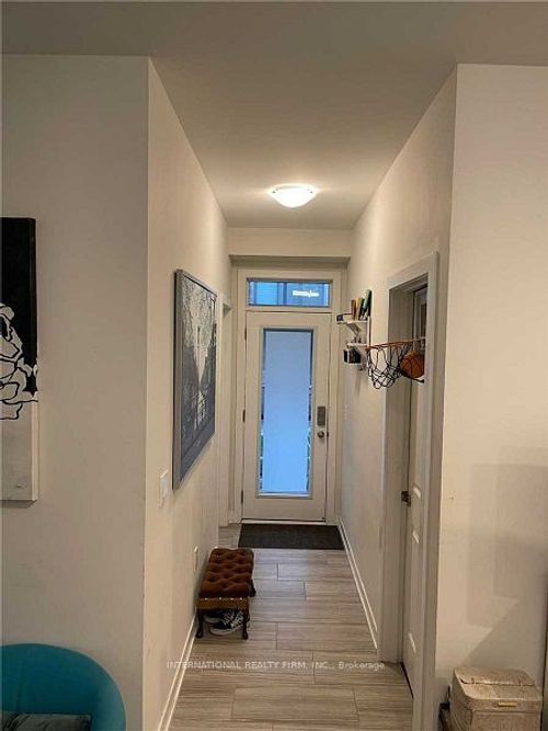 10 Glenngarry Cres, Vaughan, ON, L6A4Z4 | Card Image