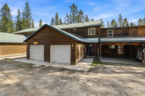 35 Sunrise Dr, Garden Valley, ID, 83622-5225 | Card Image