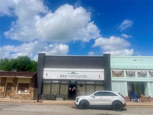 110 N Lee St, Fort Gibson, OK, 74434 | Card Image