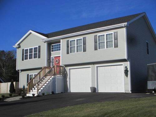 15 Sunset Dr, Taunton, MA, 02780-1303 | Card Image