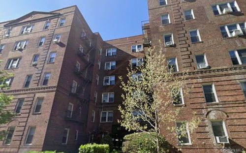 1f-65-74 Saunders St, Rego Park, NY, 11374-4238 | Card Image