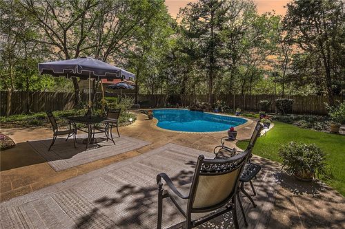 1104 Carmel Ct, College Station, TX, 77845-6432 | Card Image