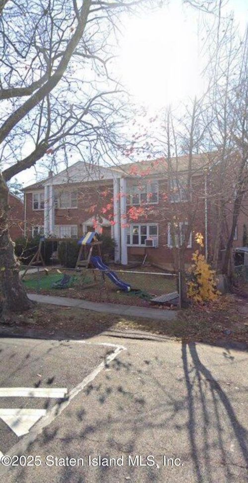 2-140 Pleasant Plains Ave, Staten Island, NY, 10309-2738 | Card Image