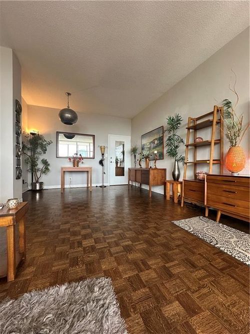 apt-607-3060 Pharr Court North Nw, Atlanta, GA, 30305-2030 | Card Image