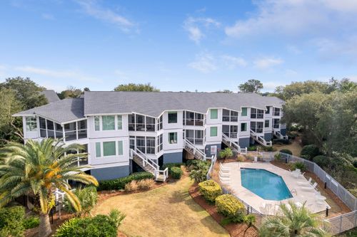 502 Yacht Harbor Ct, Isle of Palms, SC, 29451-2672 | Card Image