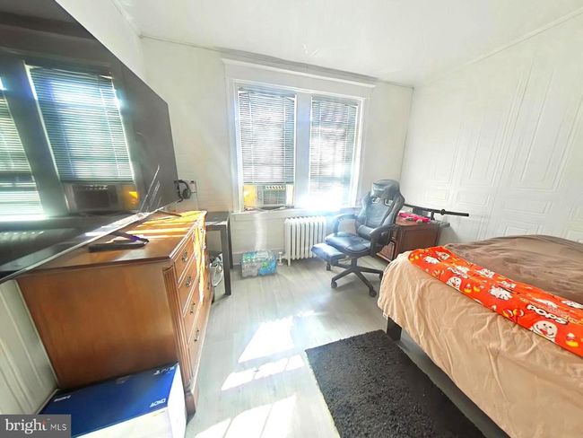 184 Midway Ave, Townhouse with 3 bedrooms, 1 bathrooms and null parking in LANSDOWNE PA | Image 13