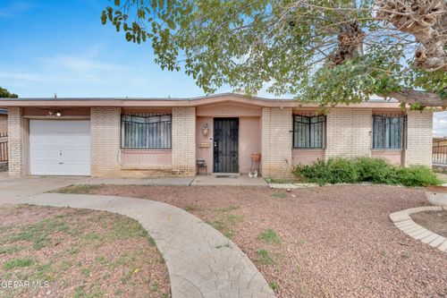 10400 Omega Cir, El Paso, TX, 79924-2413 | Card Image