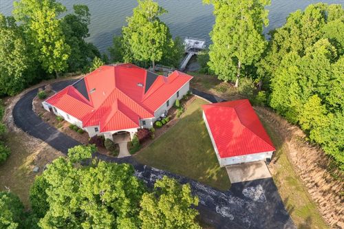 867 River Oaks Dr, Big Sandy, TN, 38221-3197 | Card Image