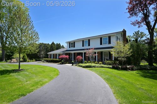 4655 Walnut Lake Rd, Bloomfield Hills, MI, 48301-1406 | Card Image