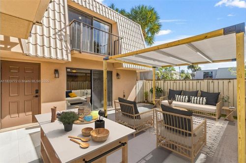 6812 68th Way, West Palm Beach, FL, 33409-7132 | Card Image