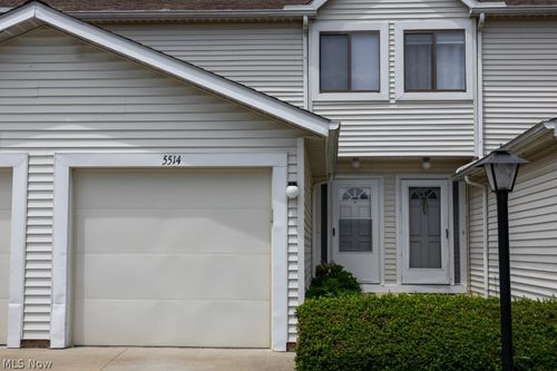 5514 Sandpiper Dr, Parma, OH, 44134-2090 | Card Image