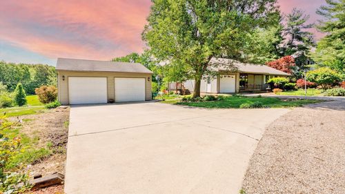 4619 Circle Dr, Heyworth, IL, 61745-9461 | Card Image