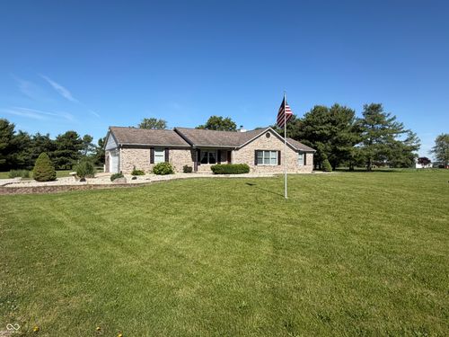 1136 Holmes Rd, Lebanon, IN, 46052-9676 | Card Image