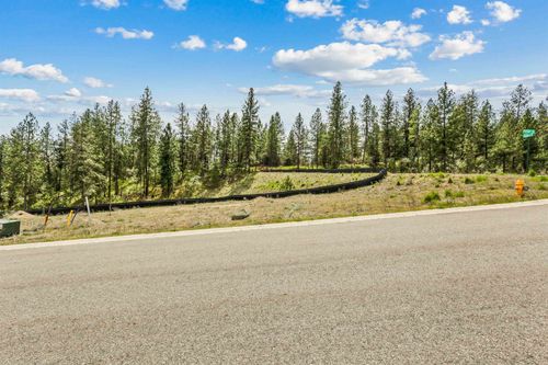 5107 N Scenic Ln, Spokane, WA, 99212-7303 | Card Image