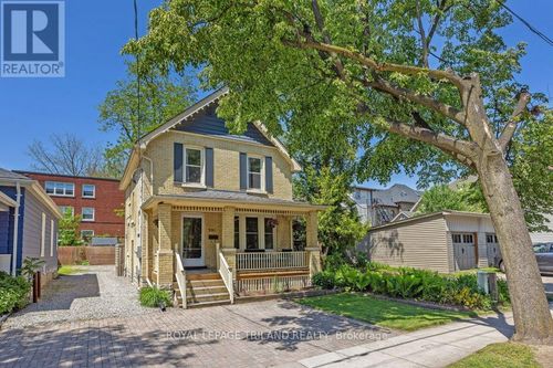 596 Rosedale St, London, ON, N6B2C6 | Card Image