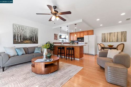 1602 Rolling Hill Way, Martinez, CA, 94553-4819 | Card Image