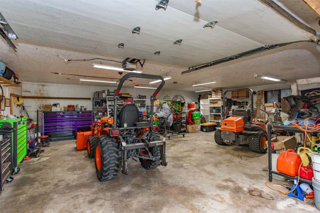 7300 W Line Rd, House other with 3 bedrooms, 2 bathrooms and null parking in Collinsville TX | Image 29