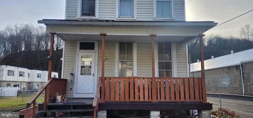 143 W Railroad St, POTTSVILLE, PA, 17901-1125 | Card Image