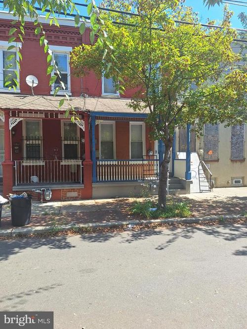 423 Trenton Ave, CAMDEN, NJ, 08103-1535 | Card Image