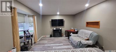 214 Centre Ave, House other with 4 bedrooms, 2 bathrooms and null parking in Meadow Lake SK | Image 2