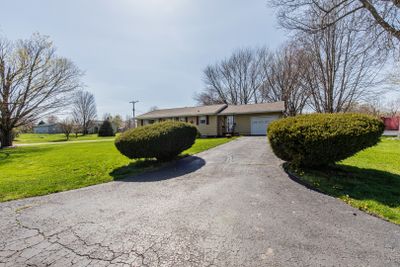 633 S Park Street, House other with 3 bedrooms, 2 bathrooms and 3 parking in Sheffield IL | Image 3