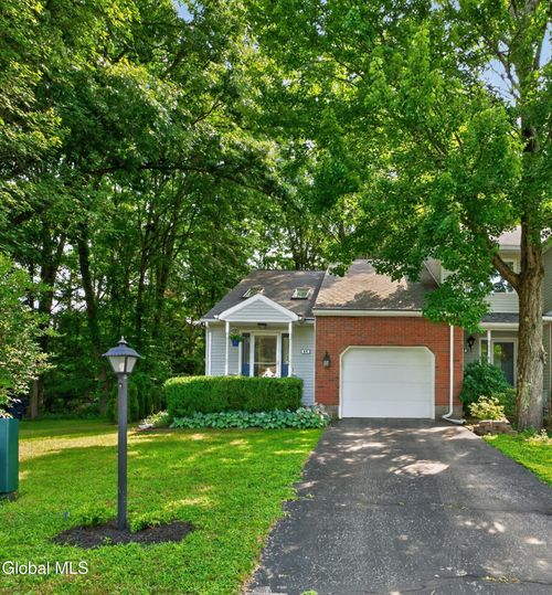 64 Westbury Ct, Clifton Park, NY, 12065-6753 | Card Image