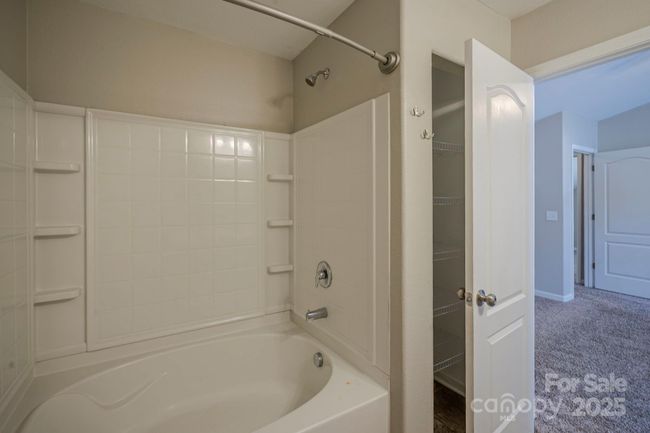 8226 Gabon Ct, House other with 4 bedrooms, 3 bathrooms and null parking in Charlotte NC | Image 27