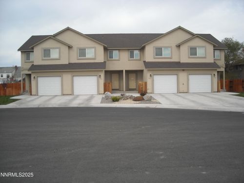 655 Desert Springs Ct, Fallon, NV, 89406-3537 | Card Image