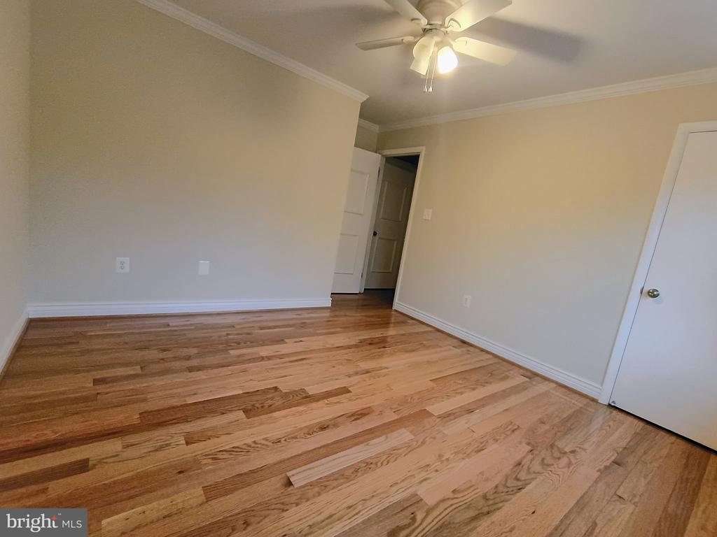 Residential in FORT WASHINGTON 4
