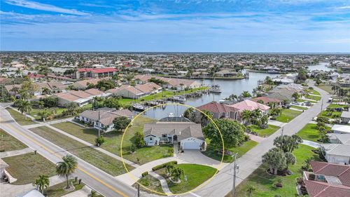 200 Venezia Ct, PUNTA GORDA, FL, 33950-6348 | Card Image