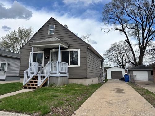 21434 Panama St, Warren, MI, 48091-2816 | Card Image
