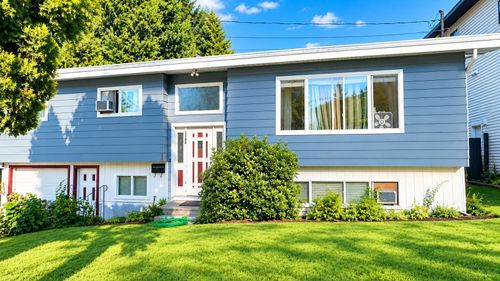 1746 Jackson St, Abbotsford, BC, V2S5R6 | Card Image