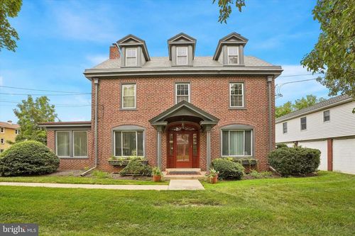 214 N Main St, NORTH WALES, PA, 19454-3117 | Card Image