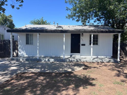 421 Macarthur Street, Sacramento, CA, 95838 | Card Image